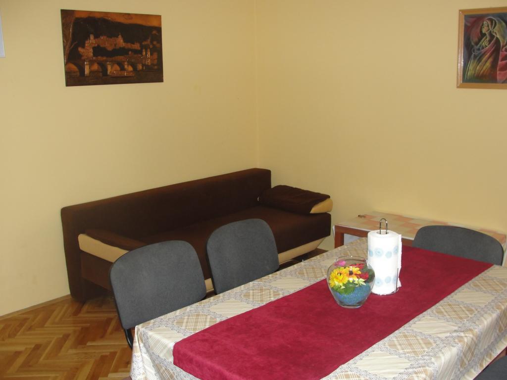 Apartments Lalic Vodice Room photo